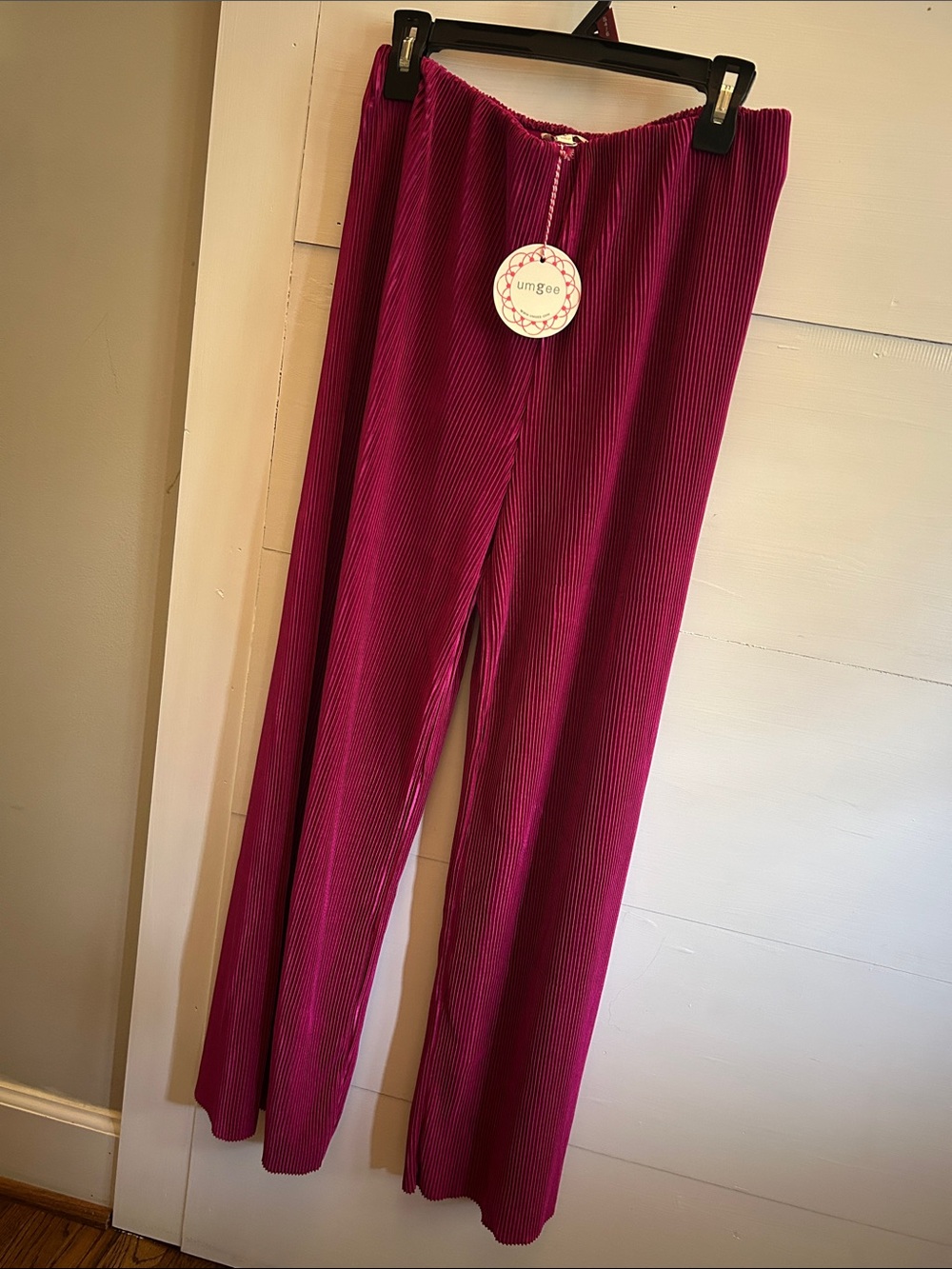 Umgee womens Ribbed Wide-Leg Sweatpants in Fuchsia